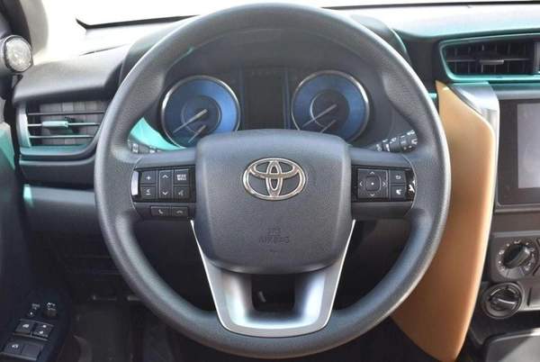 Toyota Fortuner FORTUNER 2.4L DSL