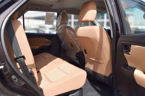 Toyota Fortuner FORTUNER 2.4L DSL