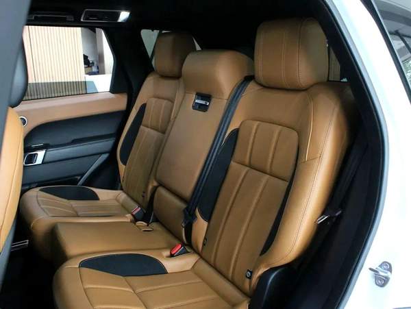 2018 Land Rover Range Rover Sport Supercharged - GCC Specs