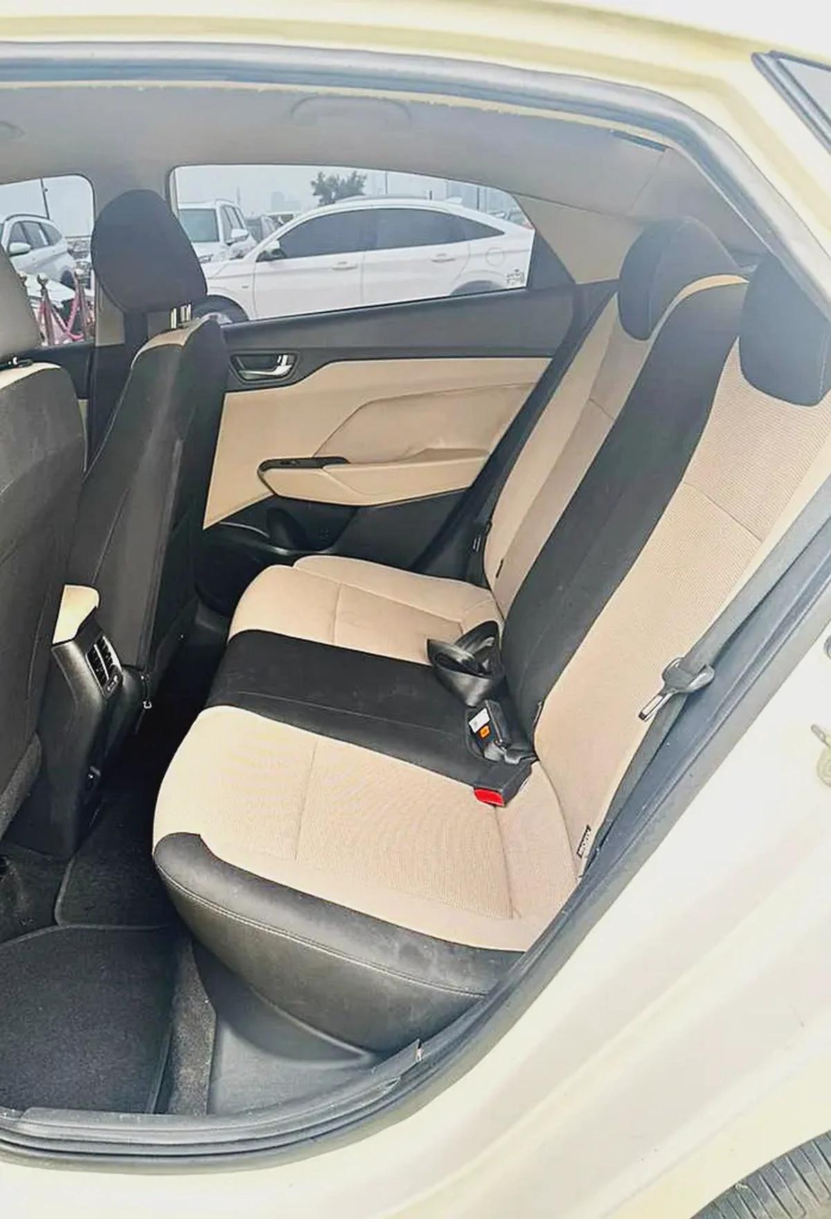 2022 Hyundai Accent - GCC Specs - Excellent Condition-11-11