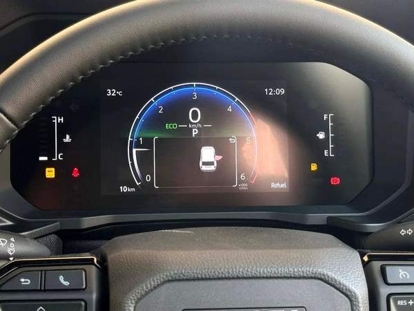 2025 PRADO RIGHT HAND DRIVE AR- HIGH 2.8L DIESEL 0KM