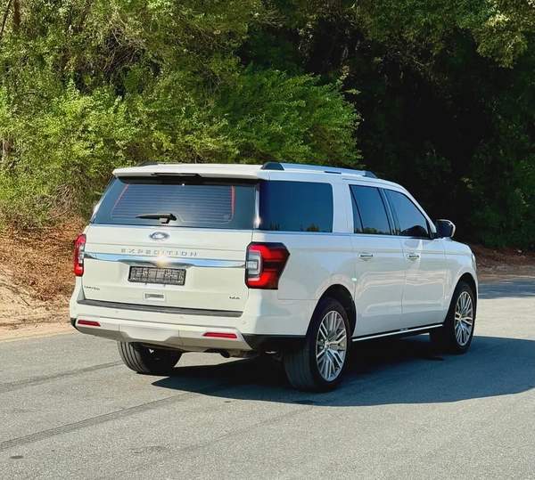 فورد أكسبديشن LEMITED موديل 2022 فل مواصفات