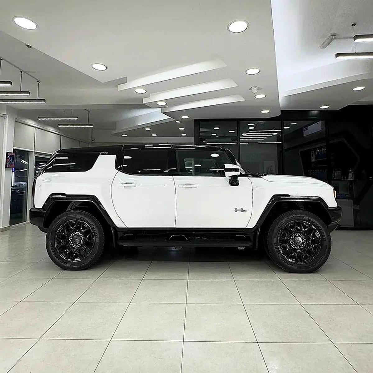 GMC Hummer EV 2X-8-8