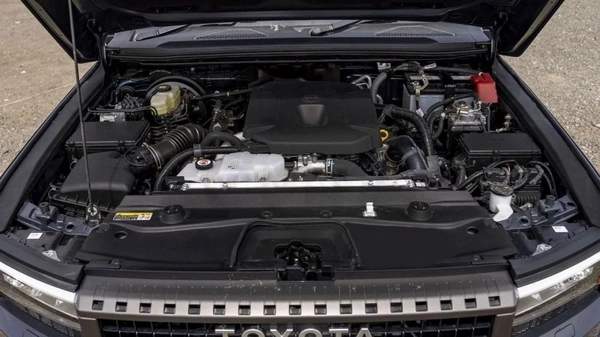 Toyota Prado LUXURY 2.8L RHD - 2024