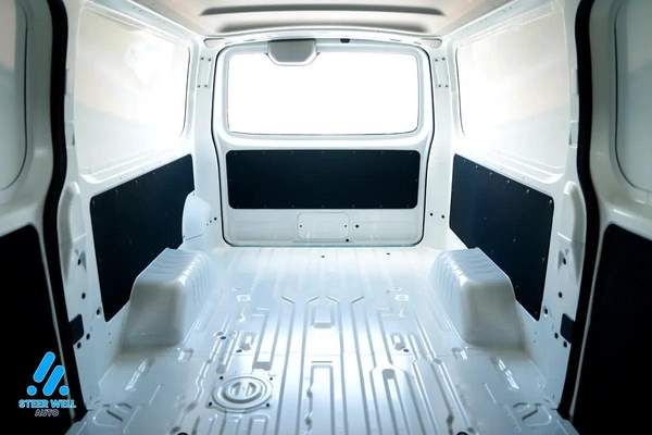 Nissan Urvan NV350