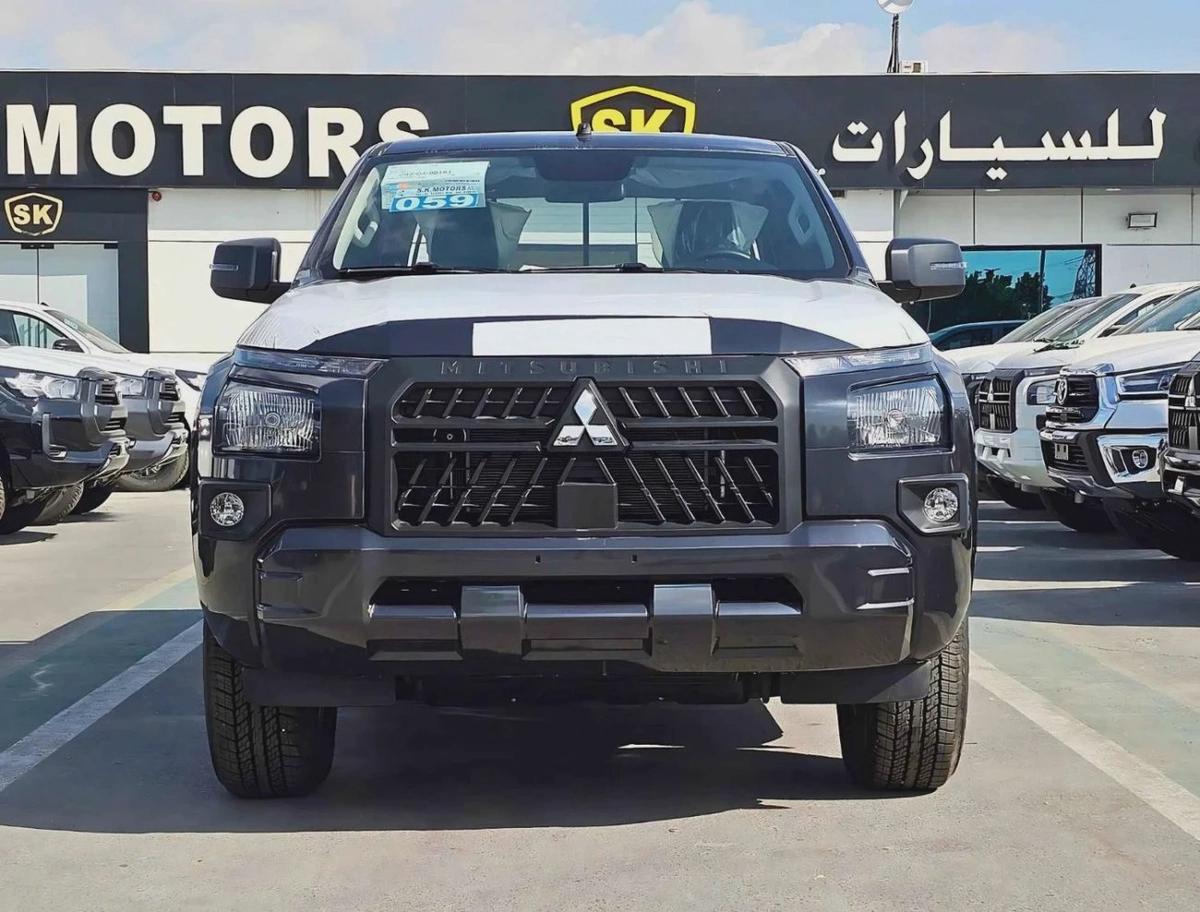 Mitsubishi L200 GLX 2.4L PETROL / M/T / SIDE STICKER / 4WD / CODE # GLXP-0-0