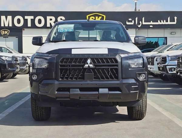 Mitsubishi L200 GLX 2.4L PETROL / M/T / SIDE STICKER / 4WD / CODE # GLXP