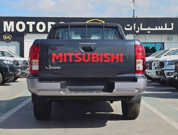 Mitsubishi L200 GLX 2.4L PETROL / M/T / SIDE STICKER / 4WD / CODE # GLXP