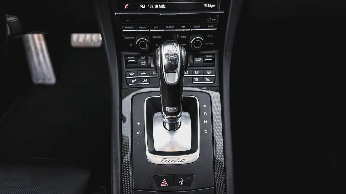 2015 | Porsche Carrera 911 Turbo S | Low Mileage | Warranty | 560HP | Excellent Condition-13-13