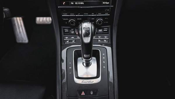 2015 | Porsche Carrera 911 Turbo S | Low Mileage | Warranty | 560HP | Excellent Condition