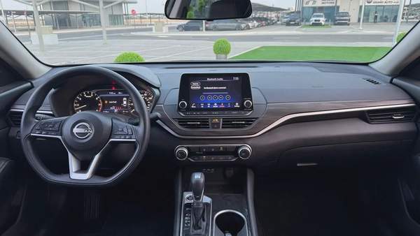 Nissan Altima sv 2024 7000km only