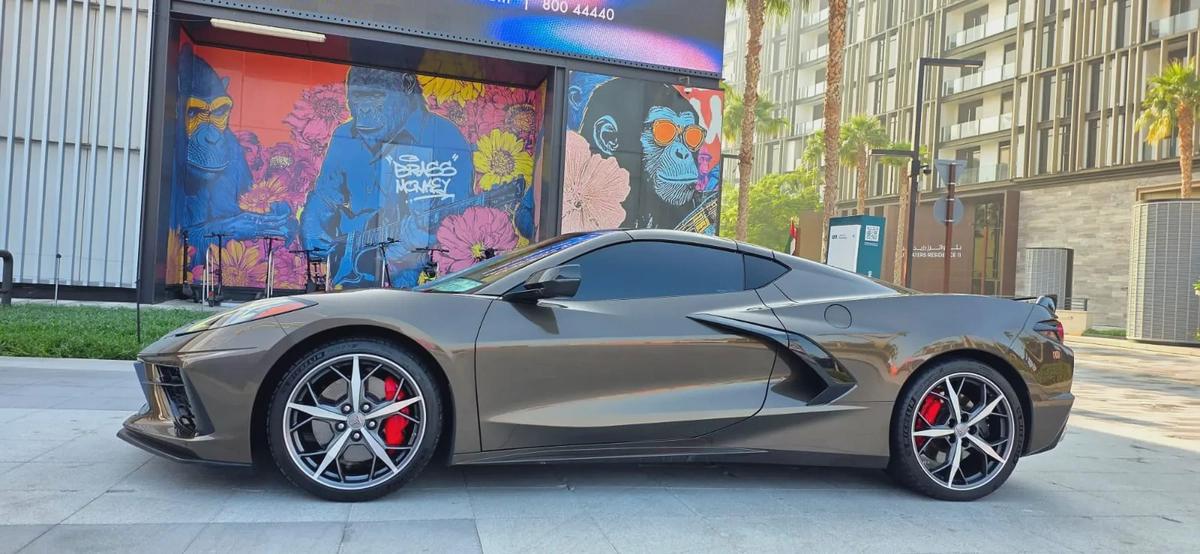 2020-Chevrolet Corvette Stingray-Full option-Excellent Condition-Full Service History-4-4