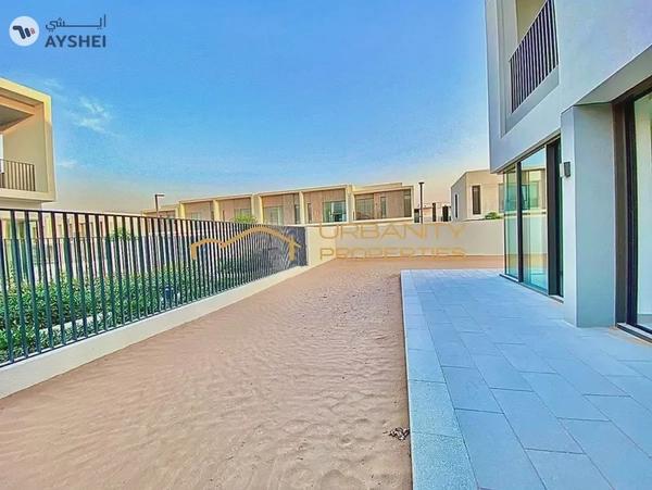 Elegant 4-Bedroom Corner Villa Orania| Prime Location | AED 200,000 Annual Rent