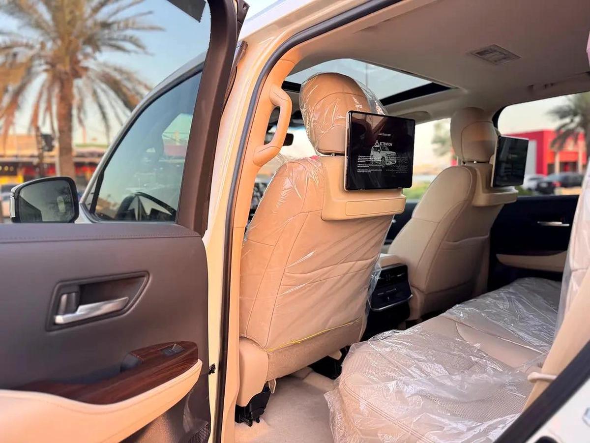 CRUISER GXR / BRAND NEW / FULL OPTION / 3 YEARS WARRANTY-18-18