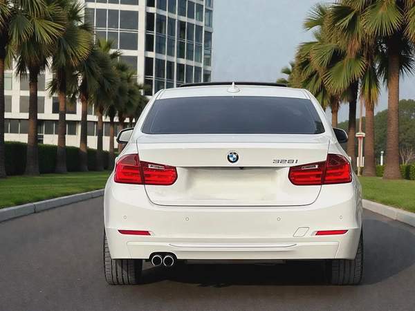 BMW | 3 SERIES | 328i Modern | ORIGINAL PAINT | FREE ACCIDENT | LOW MILEAGE