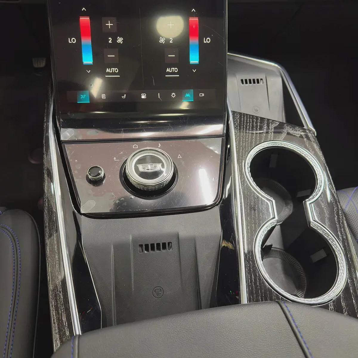 2026 Cadillac Escalade IQL - 1000E4-12-12