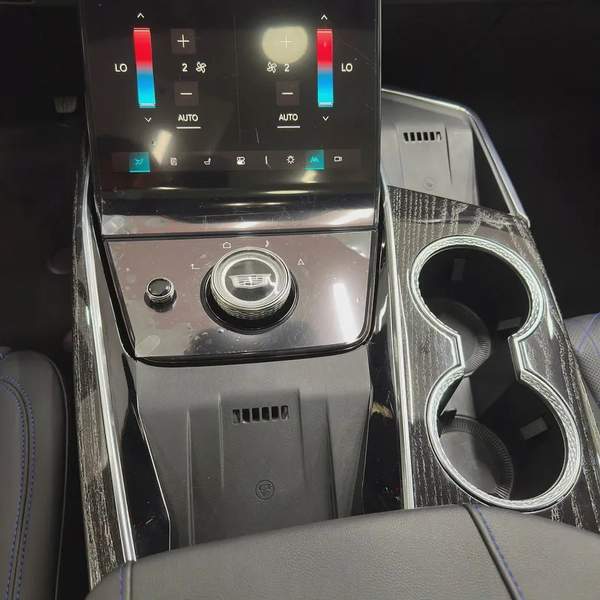2026 Cadillac Escalade IQL - 1000E4