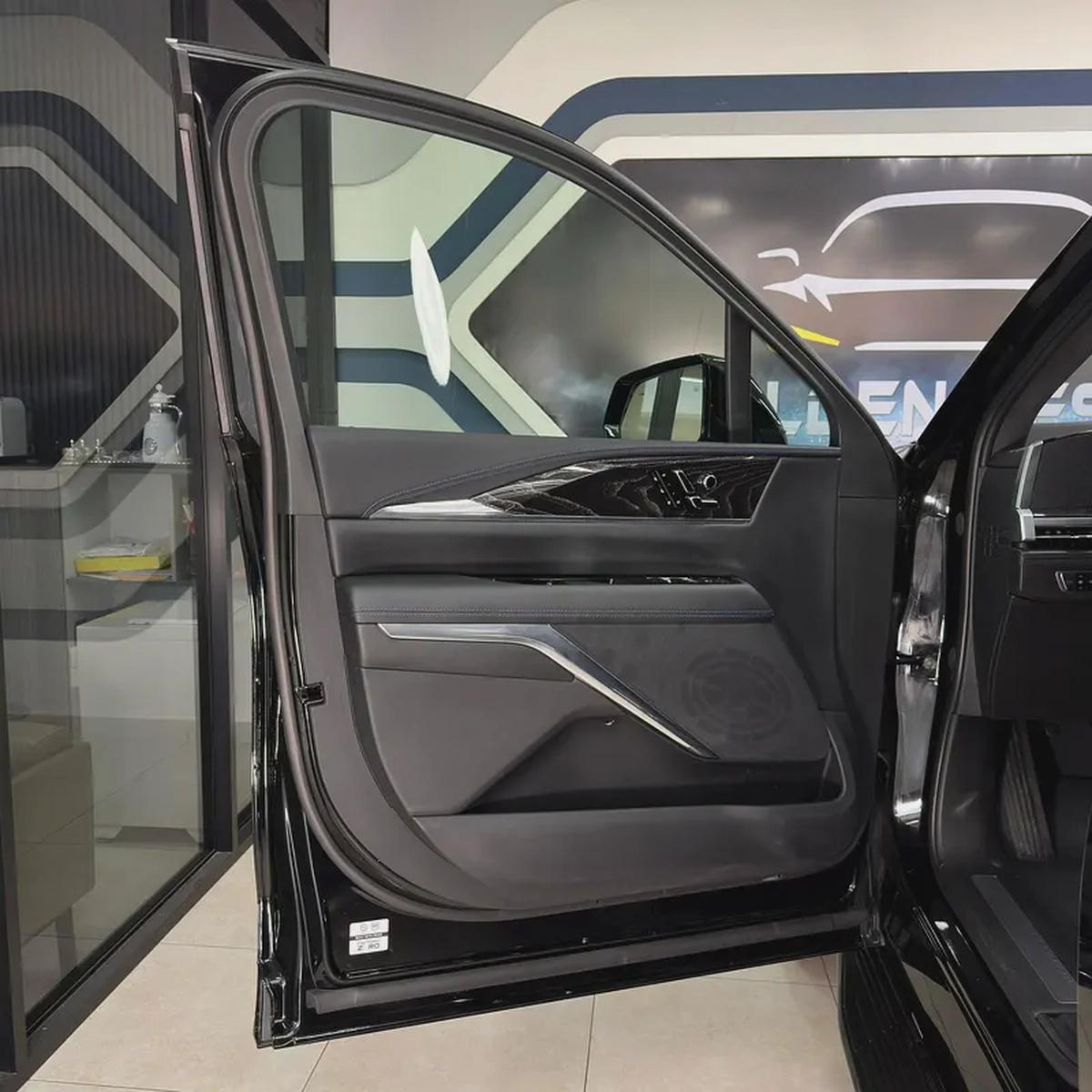 2026 Cadillac Escalade IQL - 1000E4-17-17