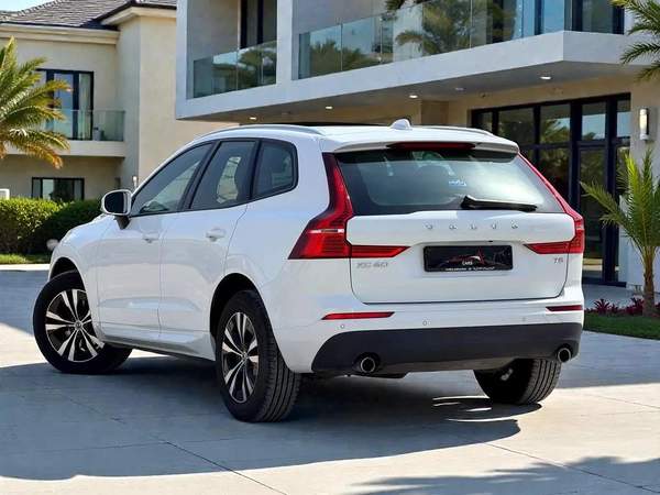 AED 1,440 P.M | 0% DOWN PAYMENT | VOLVO XC60 T5 | 2.0L I4 | 2021 | GCC SPECS