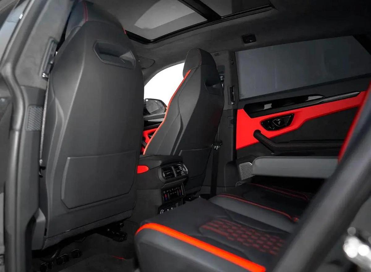 2025 URUS SE HYBRID | STYLE PACKAGE | NEW REAR DIFFUSER AERO LIP | FULL OPTIONS | JAPANESE SPE-9-9