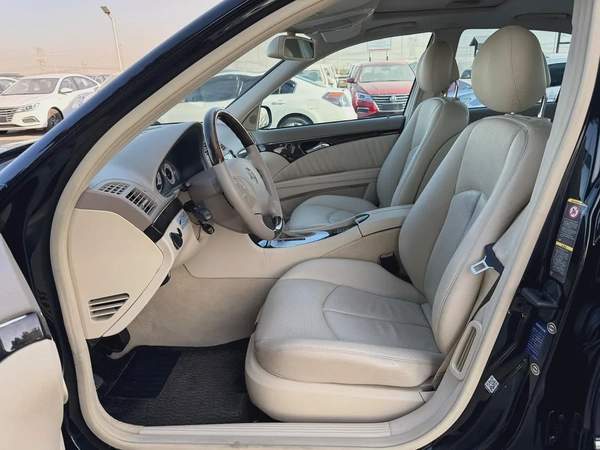 Mercedes Benz E320 2004 73000km - Beige Interior - Original Paint - Japan Import - Clean Title