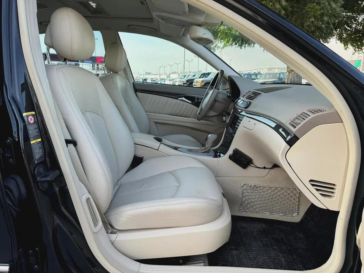 Mercedes Benz E320 2004 73000km - Beige Interior - Original Paint - Japan Import - Clean Title-12-12