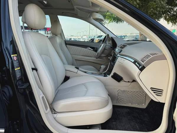 Mercedes Benz E320 2004 73000km - Beige Interior - Original Paint - Japan Import - Clean Title
