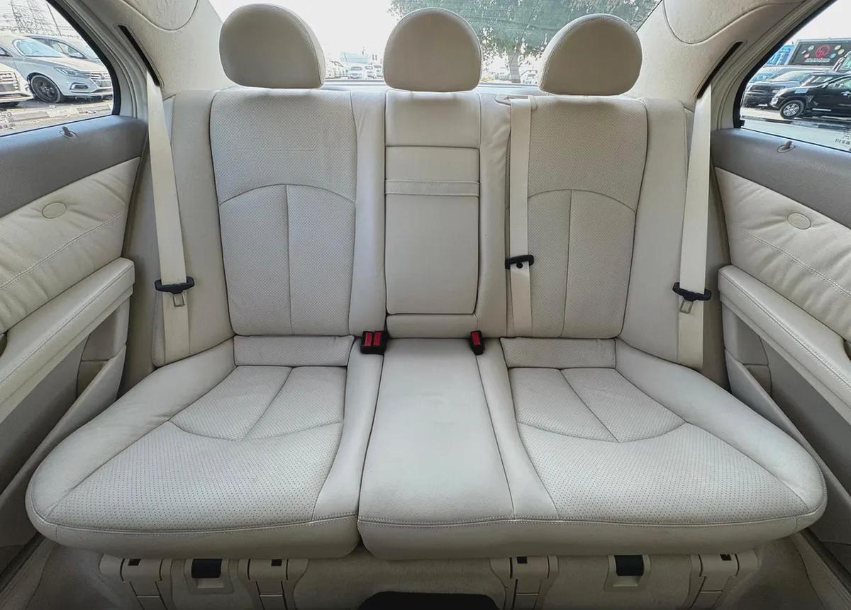 Mercedes Benz E320 2004 73000km - Beige Interior - Original Paint - Japan Import - Clean Title-14-14