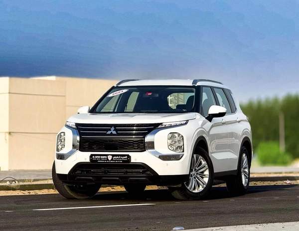 Used Mitsubishi Outlander 2023