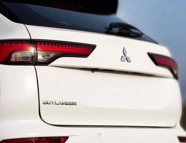 Used Mitsubishi Outlander 2023