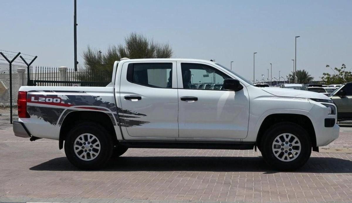 Mitsubishi L200 Mitsubishi L200 2.5L P MY25-4-4