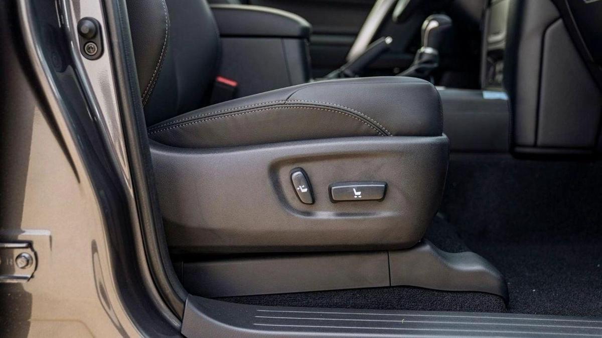 Toyota Prado VX 4.0P AT MY2023 - GREY-16-16