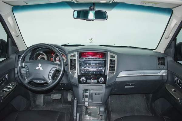 DEALER WARRANTY 1 YR / 20000 KM | 3.0 L | GCC | AED 1250 PM