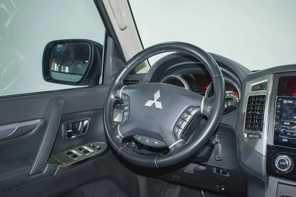 DEALER WARRANTY 1 YR / 20000 KM | 3.0 L | GCC | AED 1250 PM