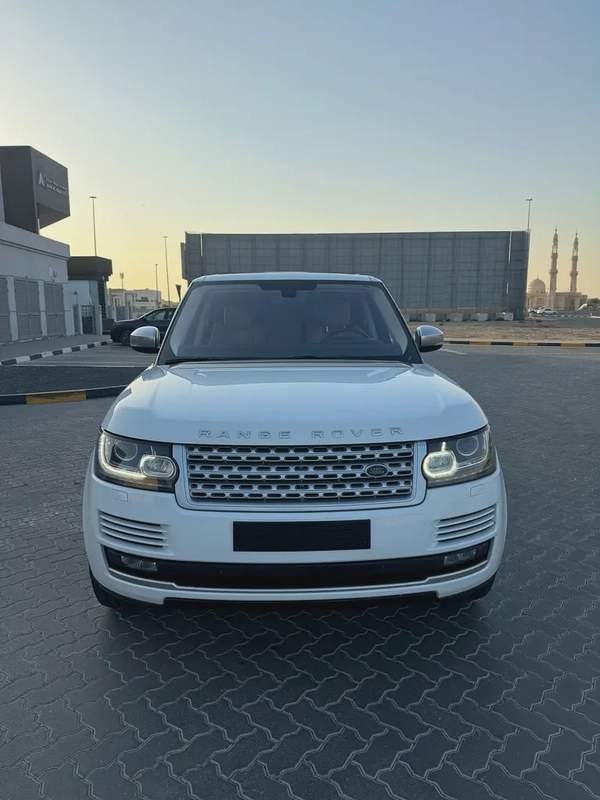 Land Rover vogue HSE GCC Oreginal paint excellent condition