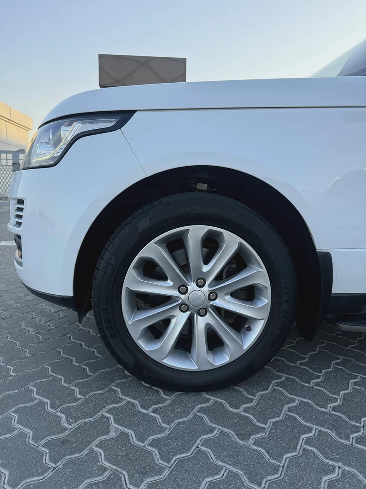 Land Rover vogue HSE GCC Oreginal paint excellent condition-15-15