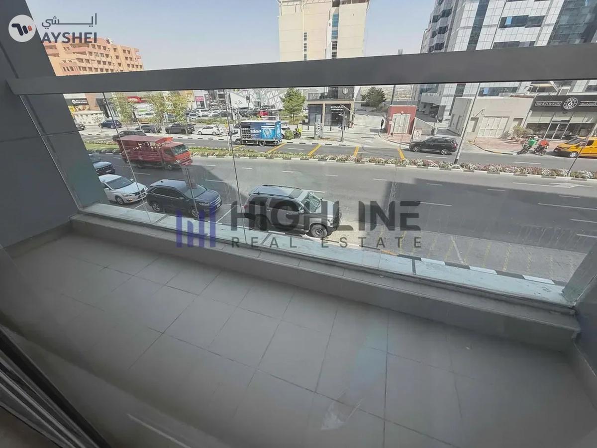 Bright & Spacious | Ready To Move | Prime Location-3-3