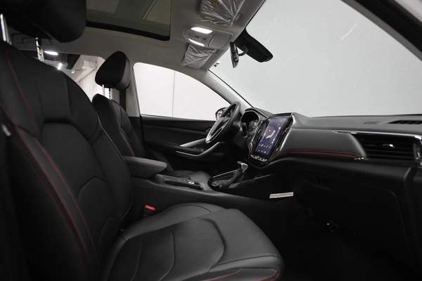 2025 Chevrolet Captiva - GCC Specs - Brand New