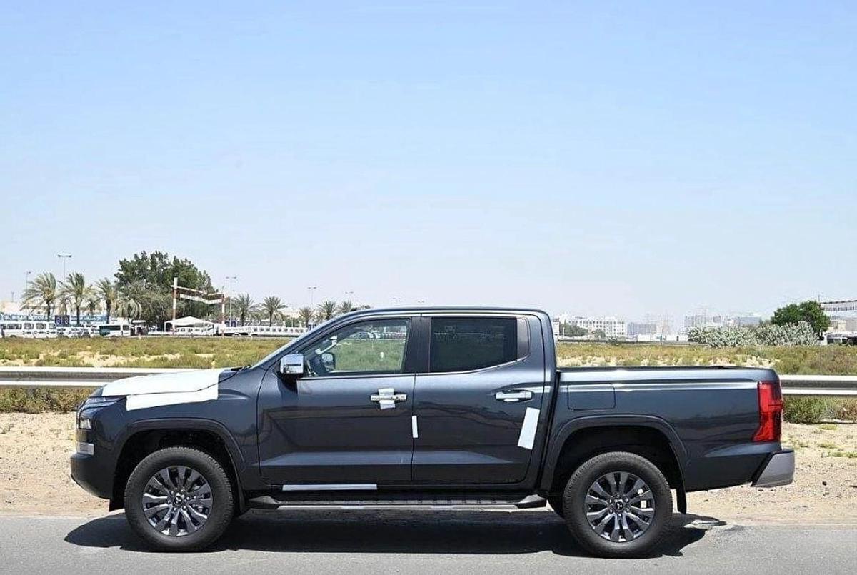 Mitsubishi L200 (LHD) MITSUBISHI L200 SPORTERO DC 2.4D AT 4X4 MY2025– black-2-2