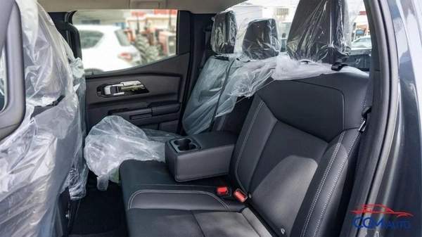 Mitsubishi L200 (LHD) MITSUBISHI L200 SPORTERO DC 2.4D AT 4X4 MY2025– black