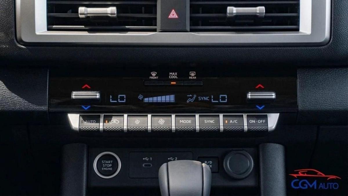 Mitsubishi L200 (LHD) MITSUBISHI L200 SPORTERO DC 2.4D AT 4X4 MY2025– black-11-11