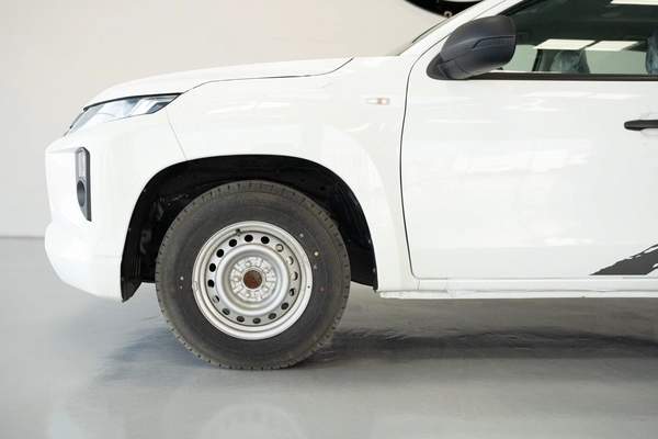 MITSUBISHI L200 2.5L M/T DIESEL 2WD MODEL 2023