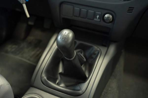 MITSUBISHI L200 2.5L M/T DIESEL 2WD MODEL 2023