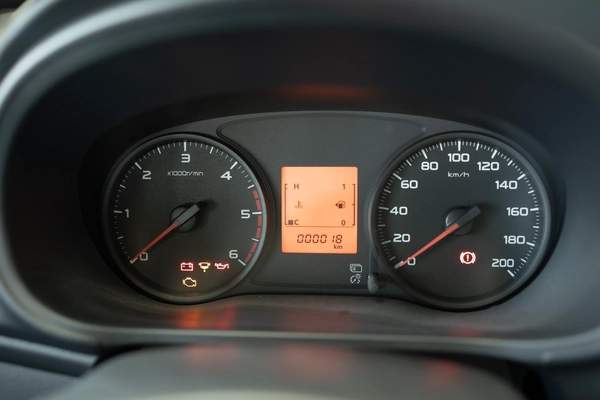 MITSUBISHI L200 2.5L M/T DIESEL 2WD MODEL 2023