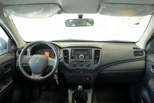MITSUBISHI L200 2.5L M/T DIESEL 2WD MODEL 2023