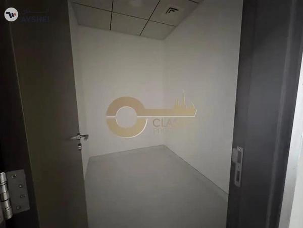 Spacious 1BR | Closed Kitchen |Near Metro |Balcony