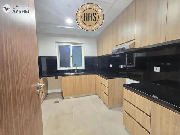 Huge 1bhk 2bathrooms store room balcony wardrobes in 95k 1parking free