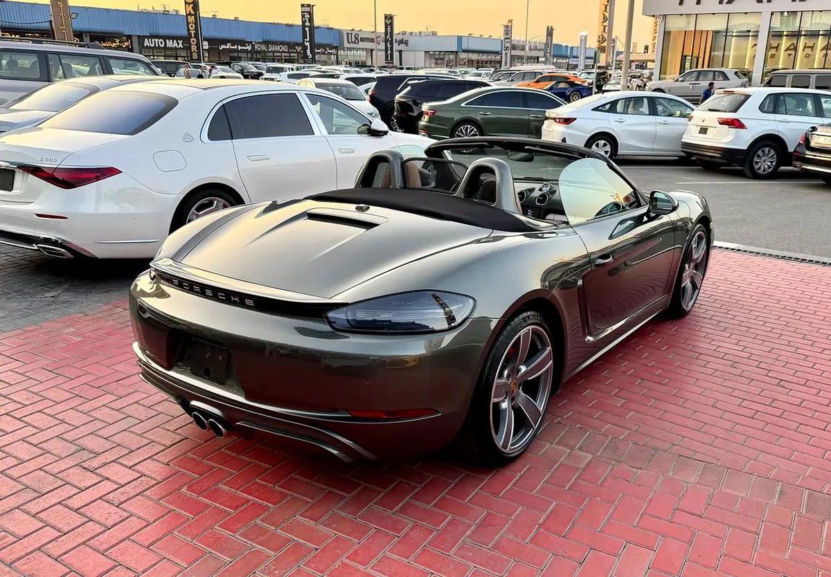 2023 Porsche Boxster S-8-8