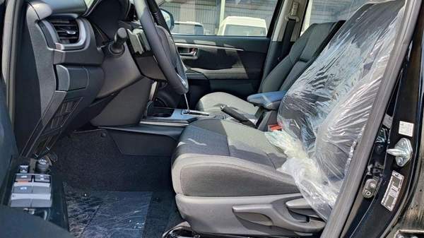 Toyota Fortuner TOYOTA FORTUNE 2.4L DIESEL 4x4 MY 2025