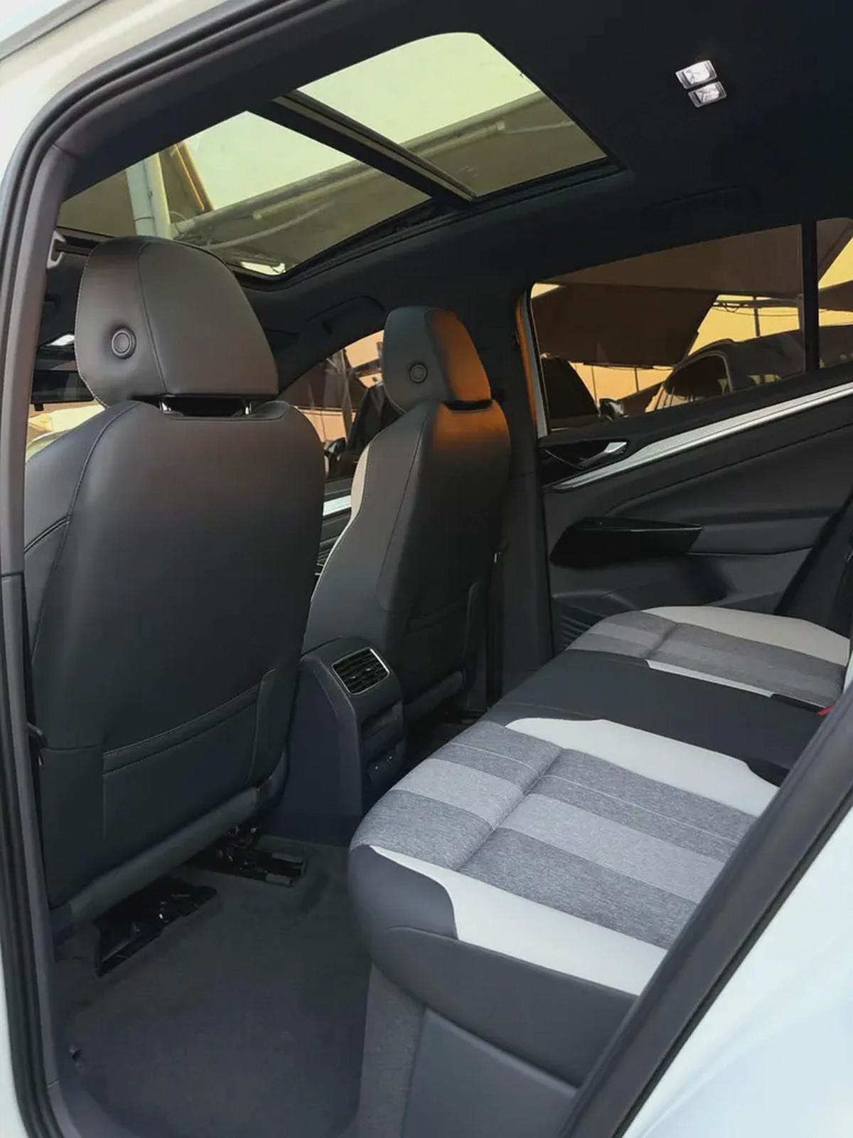 Volkswagen ID4 Cruzz pure +model 2022 import from china فولكس فاجن ID4 كروز بيور بلس موديل ٢٠٢٢ وارد-15-15